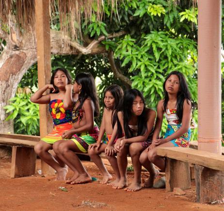 junge Embera-Mädchen