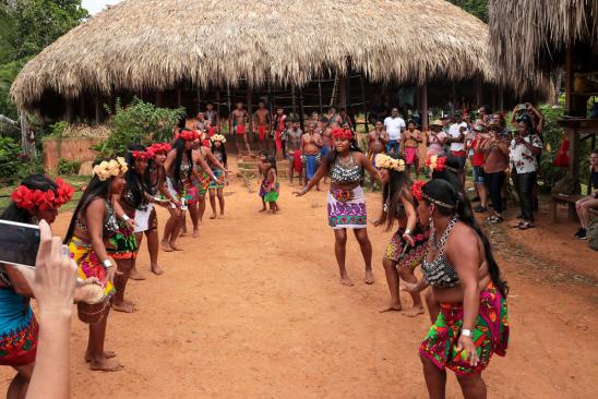 Tanzvorführungen der Embera